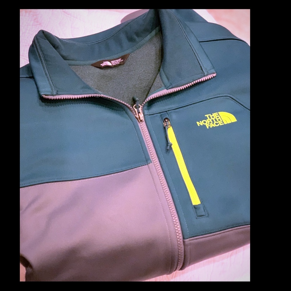 North Face Apex Risor Jacket